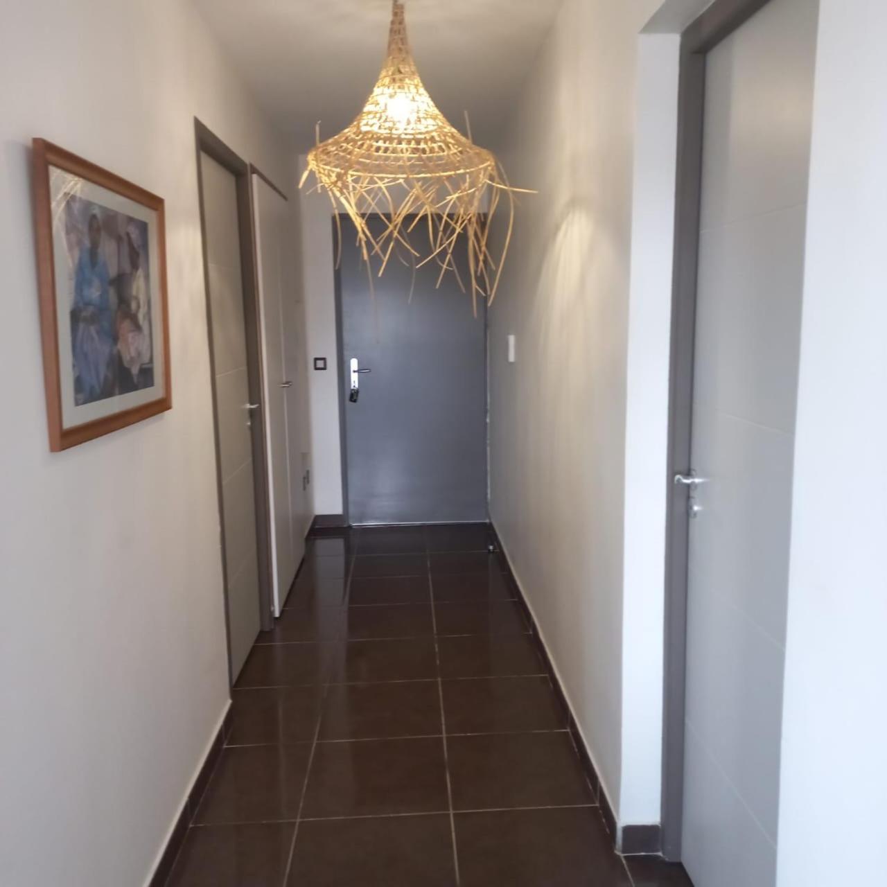 Les Pieds Dans L'Eau Chez Syl Appartement Le Moule Buitenkant foto