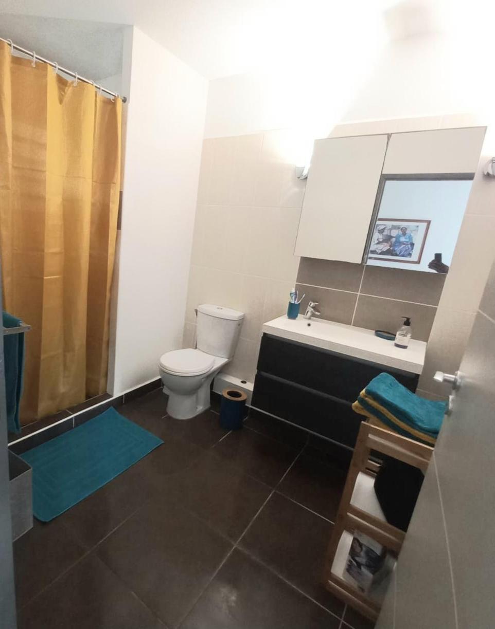 Les Pieds Dans L'Eau Chez Syl Appartement Le Moule Buitenkant foto